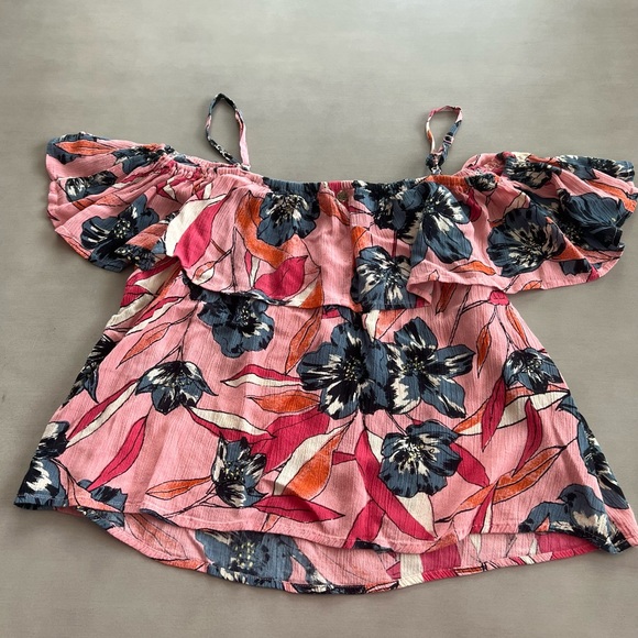 3/$18 PROMO - Billabong Floral Off The Shoulder Top - Size L - Picture 3 of 4
